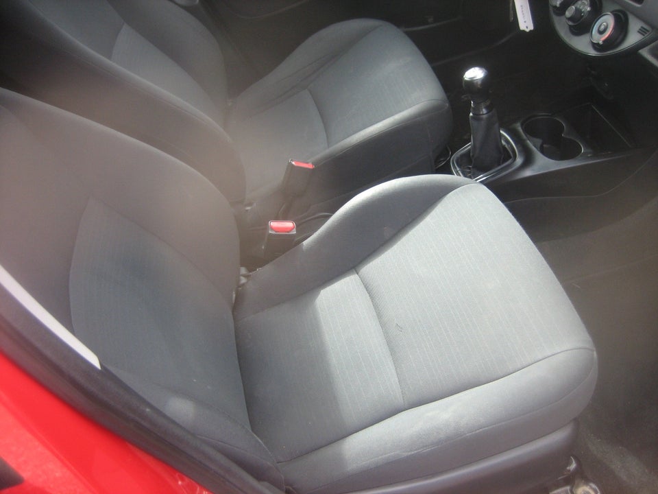 Toyota Yaris 1,0 VVT-i T1 Style 5d