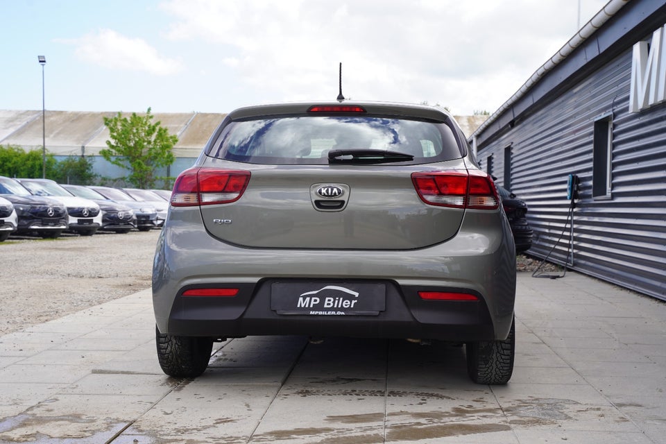 Kia Rio 1,2 CVVT Base+ 5d
