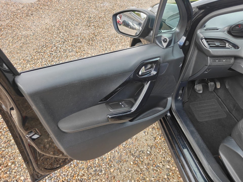 Peugeot 208 1,0 VTi Access Air 5d