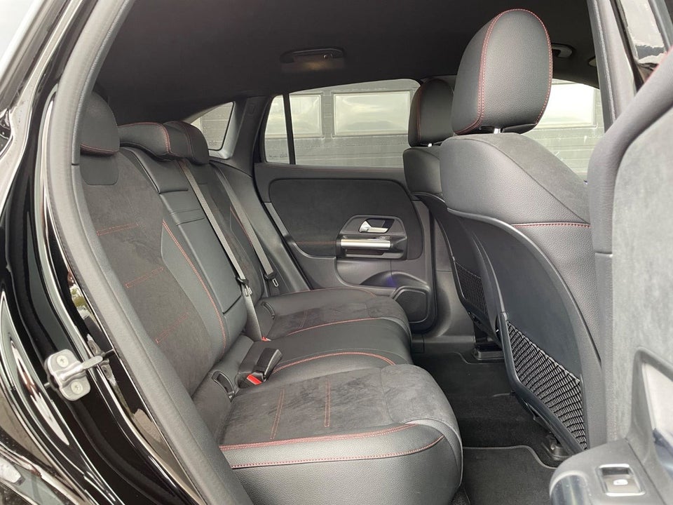 Mercedes EQA350 AMG Line 4Matic 5d