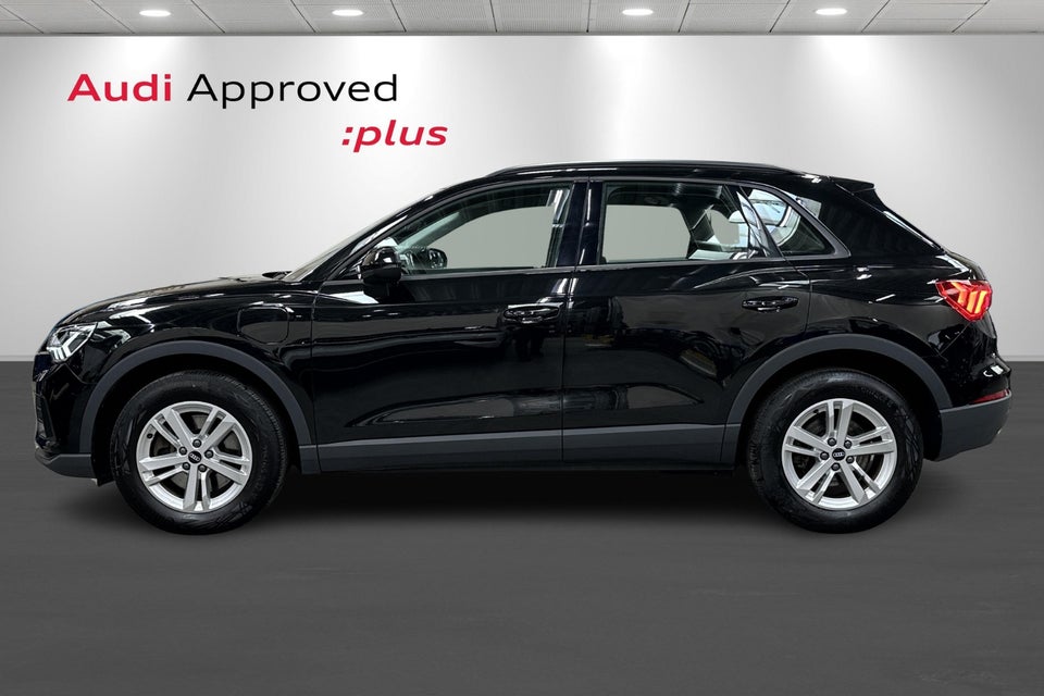 Audi Q3 45 TFSi e Attitude plus S-tr. 5d