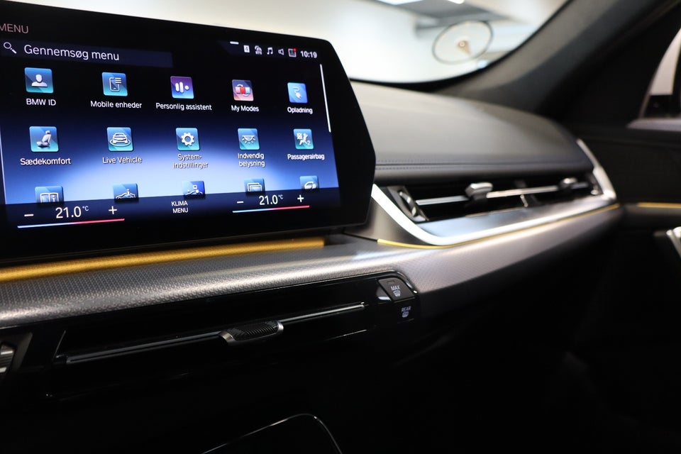 BMW iX1 xDrive30 M-Sport Premium 5d