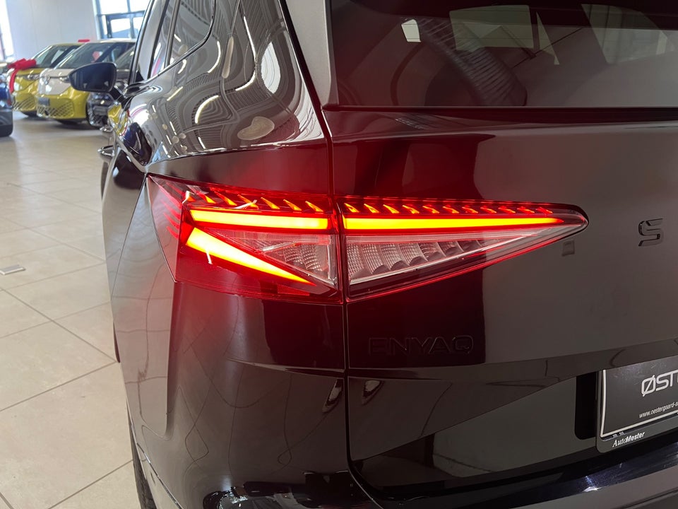 Skoda Enyaq 85x iV Sportline Maxx 5d