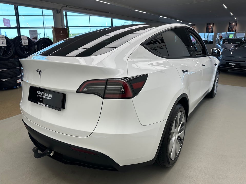 Tesla Model Y RWD 5d