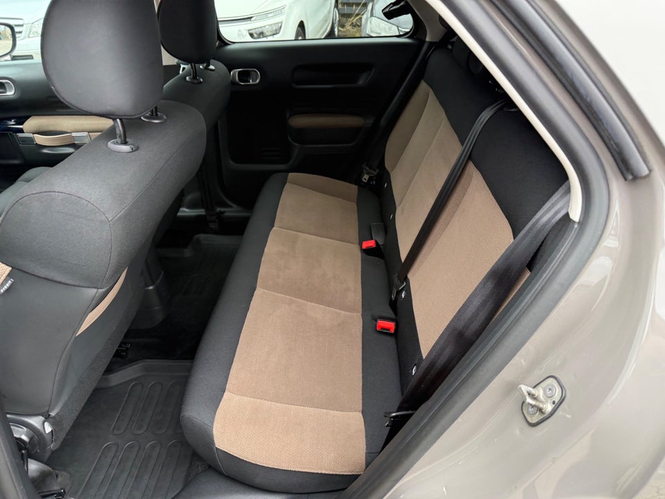 Citroën C4 Cactus 1,2 PureTech 82 Feel 5d