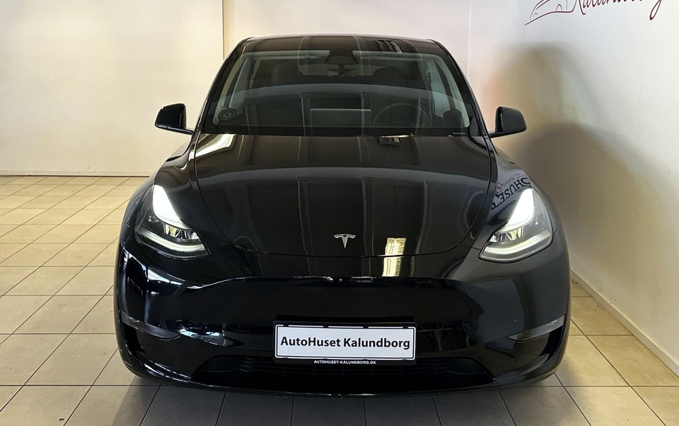 Tesla Model Y Long Range AWD 5d