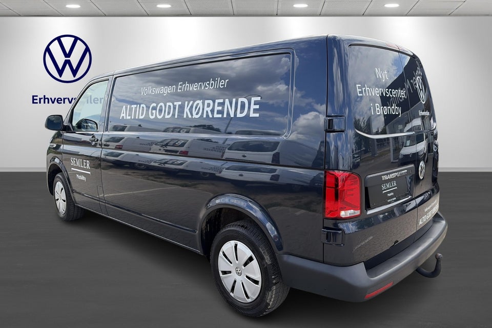 VW Transporter 2,0 TDi 110 Kassevogn lang