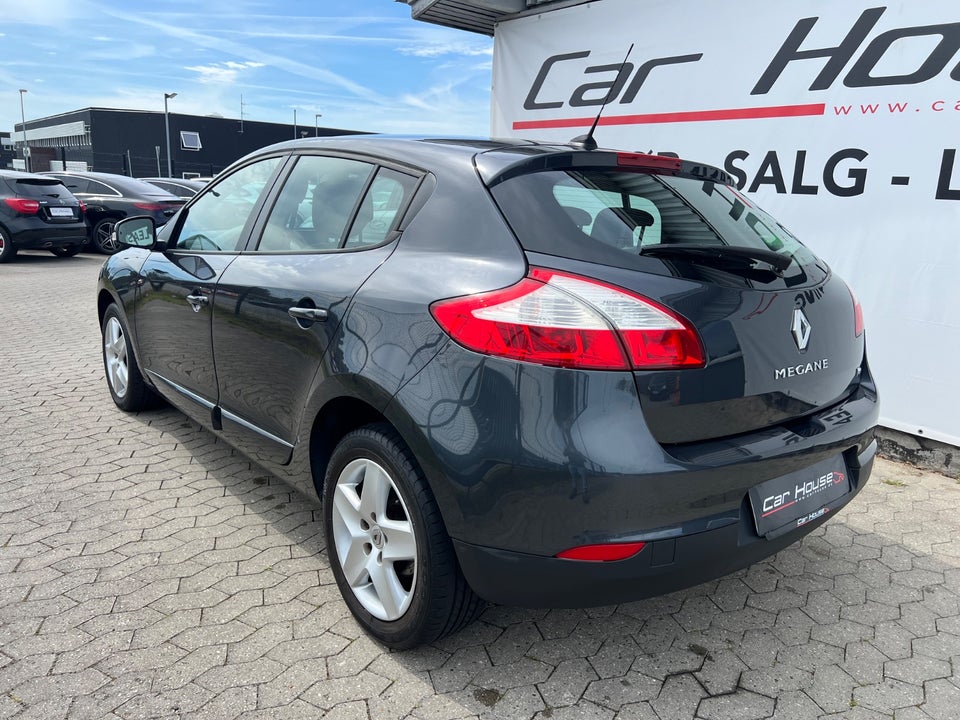 Renault Megane III 1,2 TCe 115 Expression 5d
