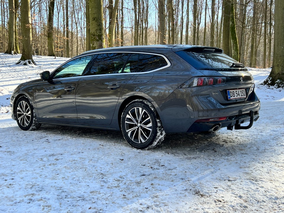 Peugeot 508 1,6 Hybrid Allure Pack SW EAT8 5d