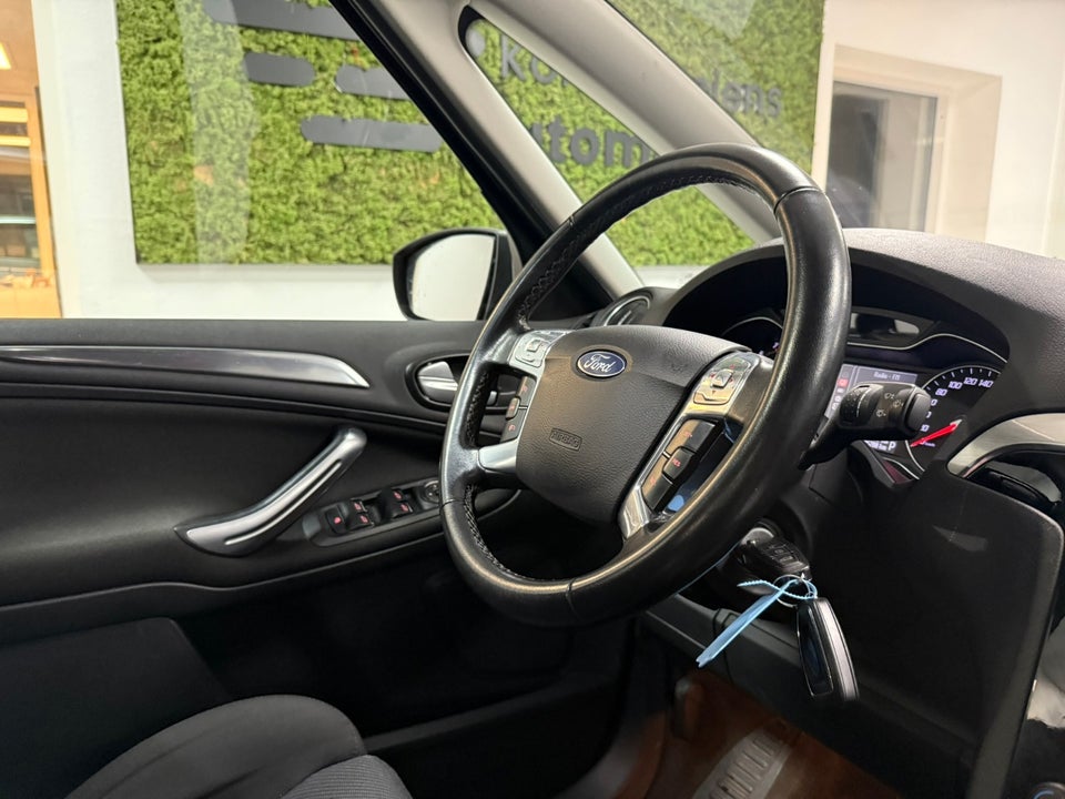 Ford S-MAX 2,0 SCTi 203 Titanium aut. 7prs 5d