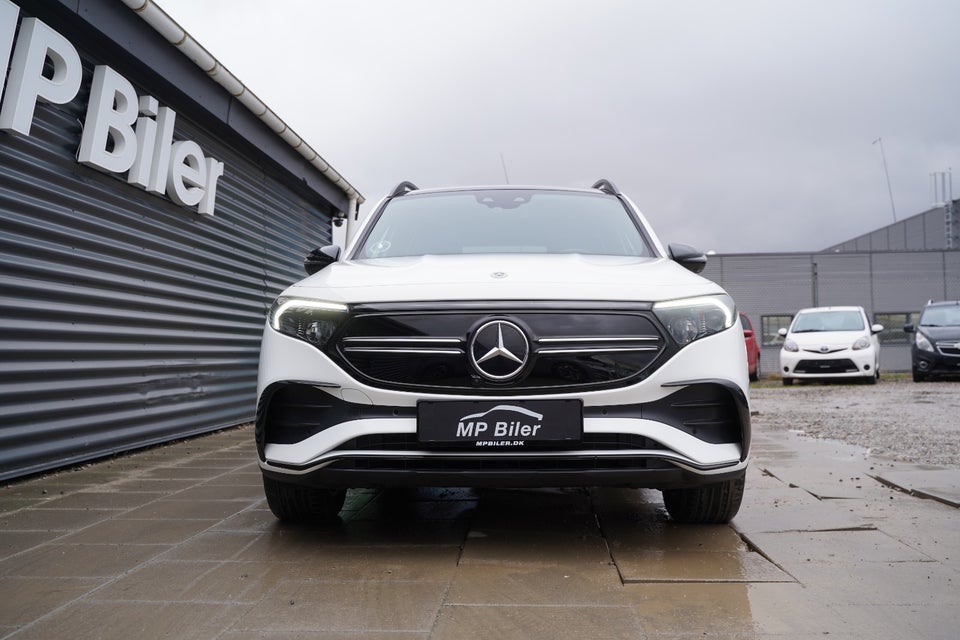 Mercedes EQB250 AMG Line 5d