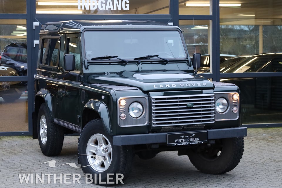Land Rover Defender 90 2,2 TD Hard Top 3d