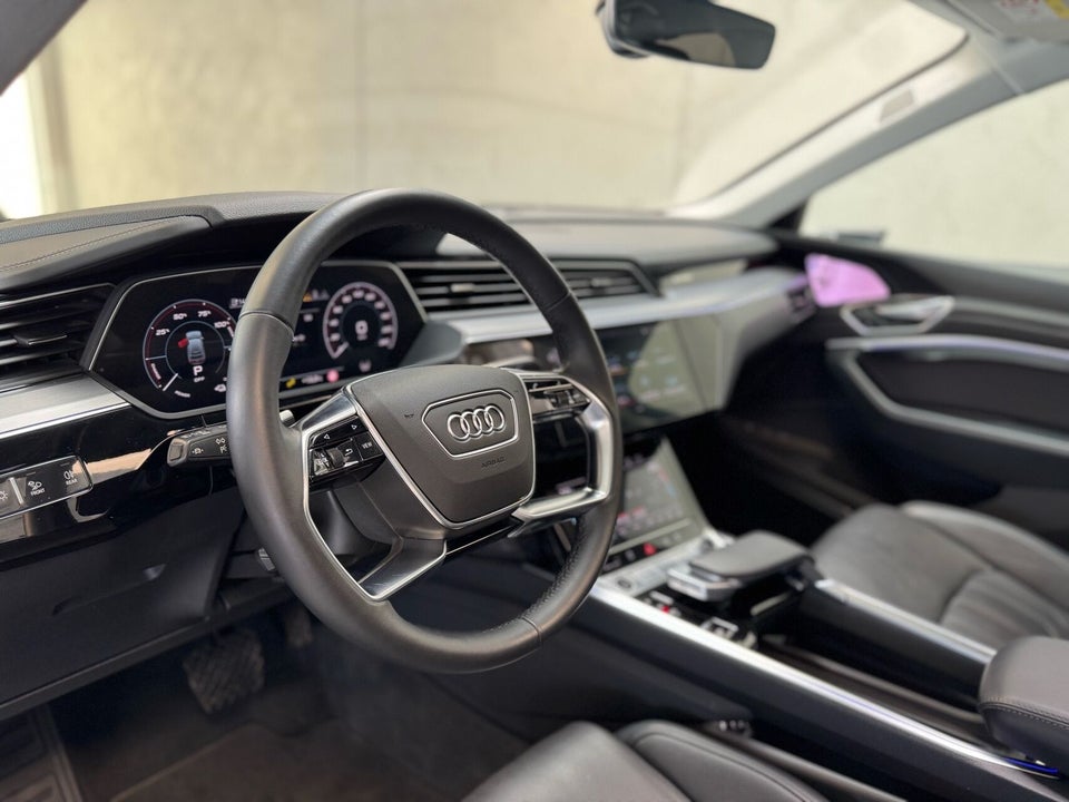 Audi e-tron 55 Advanced Sportback quattro 5d
