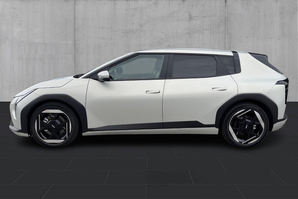 Kia EV4 81 Long Range Earth 5d