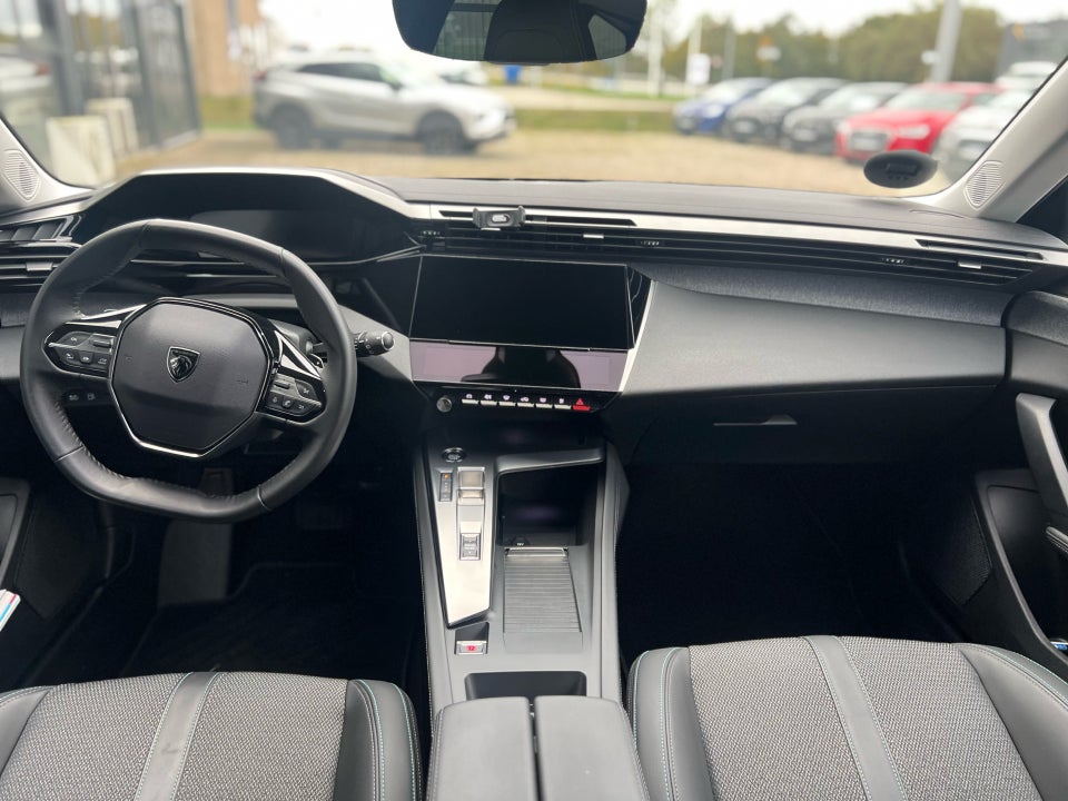 Peugeot 308 1,6 Hybrid First Selection+ SW EAT8 5d