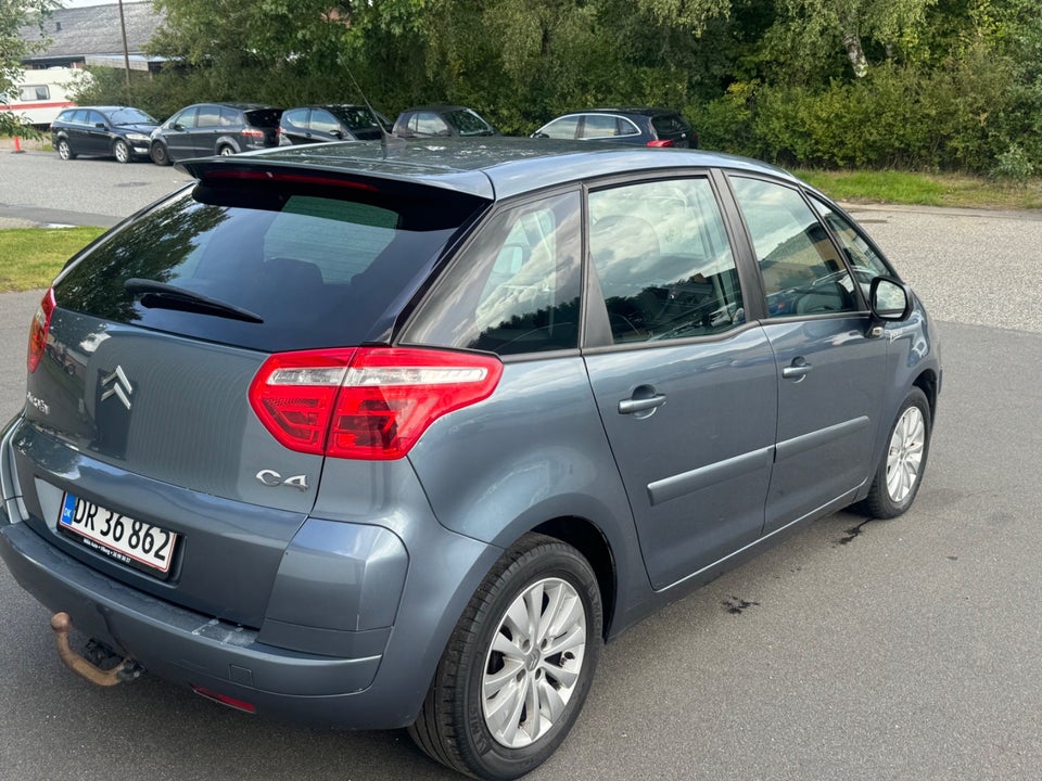 Citroën C4 Picasso 1,6 HDi 110 VTR Pack 5d