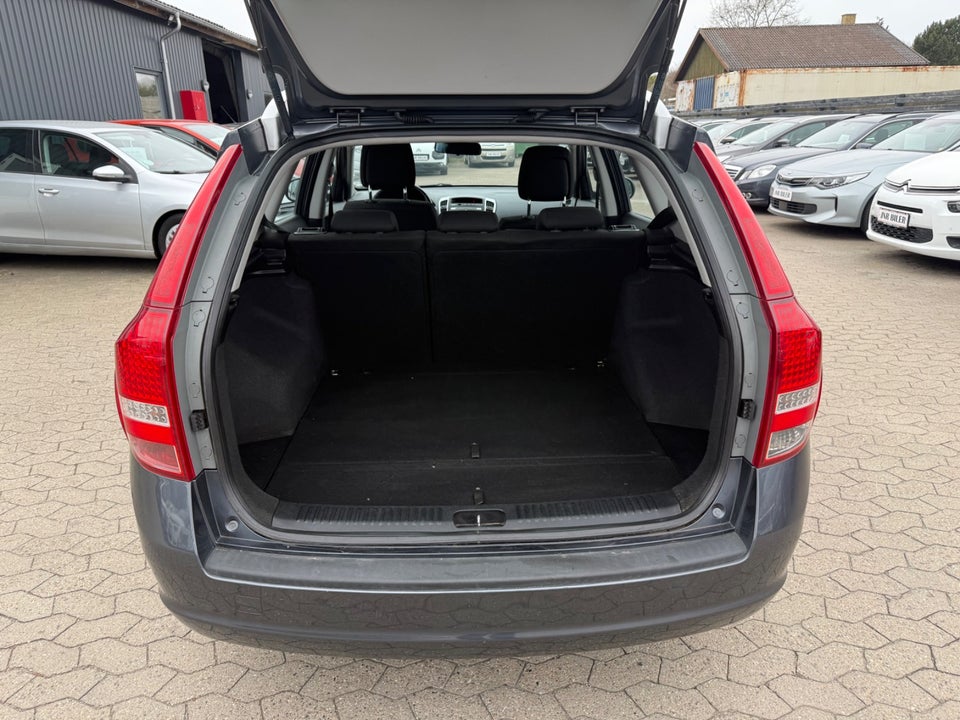 Kia Ceed 1,6 CRDi 115 Active SW 5d