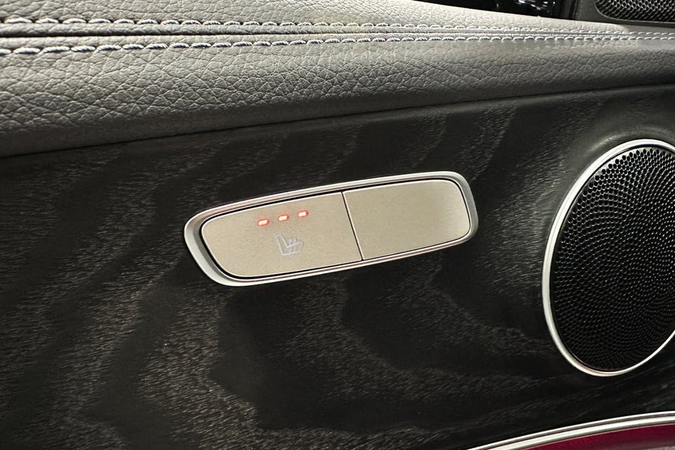 Mercedes E300 de 2,0 AMG Line stc. aut. 5d