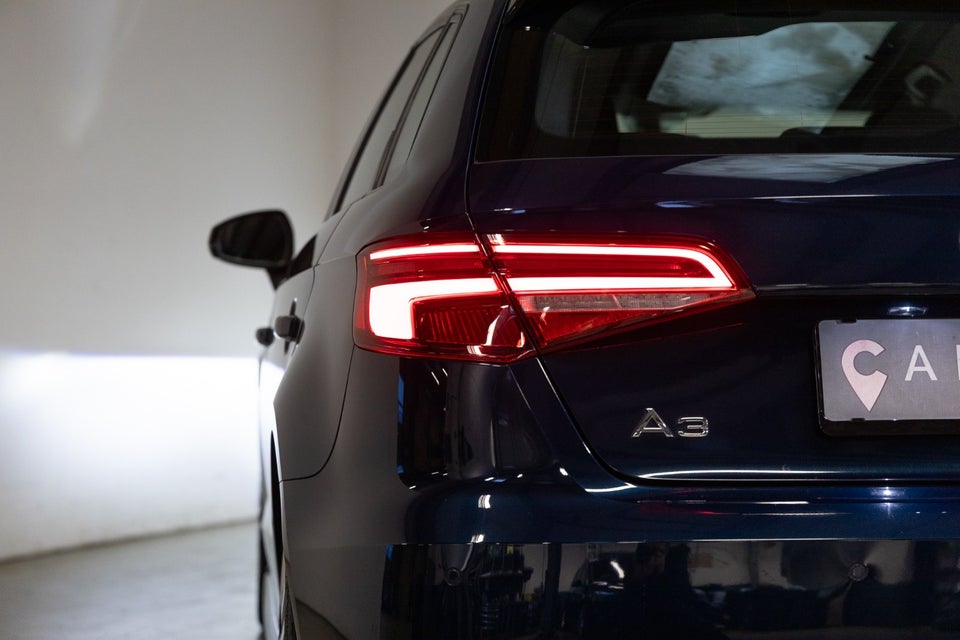 Audi A3 35 TFSi Sport Limited Sportback 5d