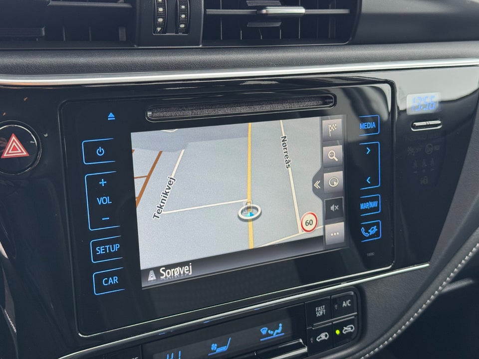 Toyota Auris 1,8 Hybrid H2 Comfort Touring Sports CVT 5d