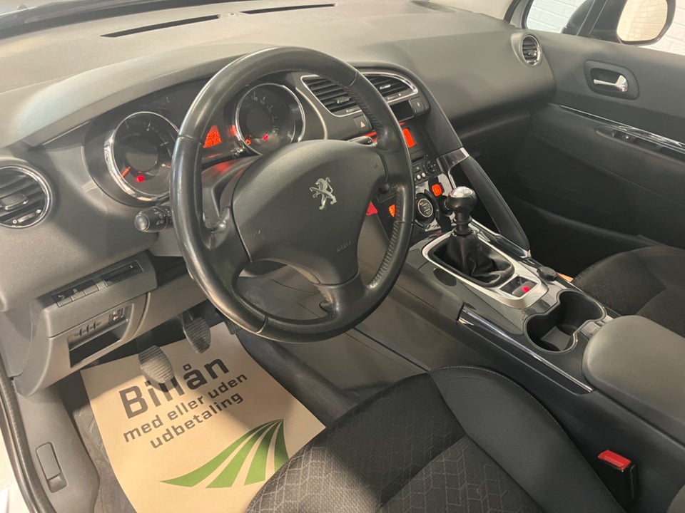 Peugeot 3008 1,6 HDi 114 Active 5d