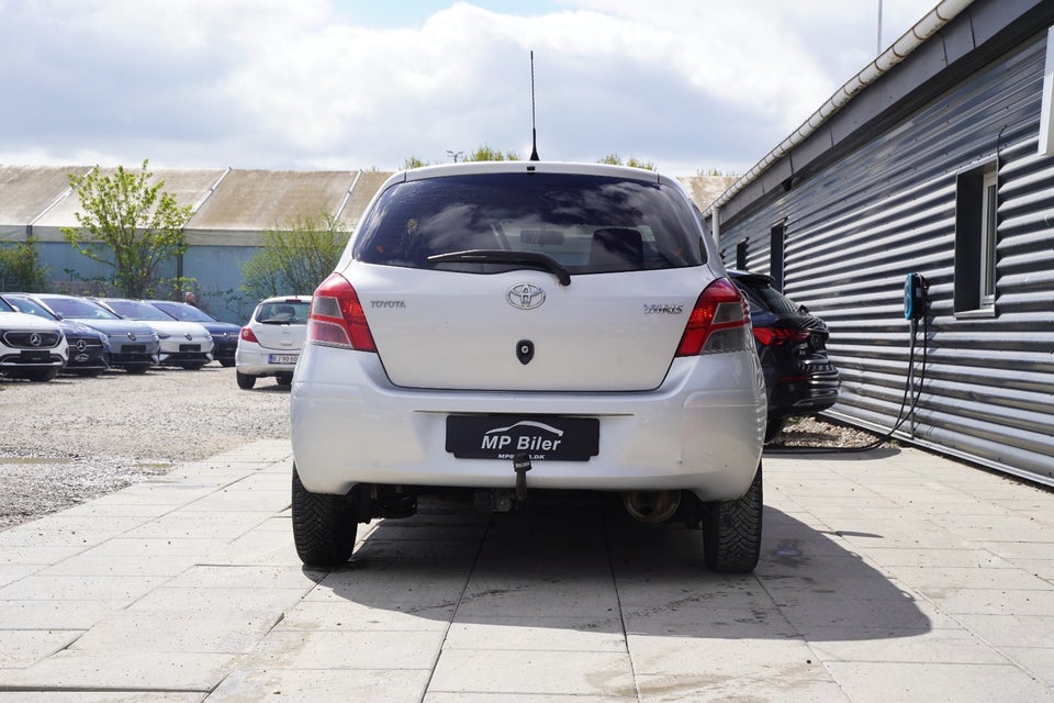 Toyota Yaris 1,4 D-4D T2 Van 5d