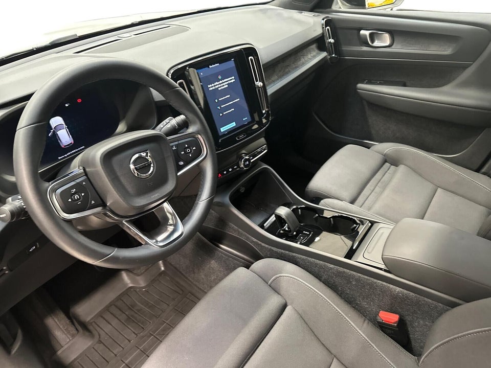 Volvo XC40 ReCharge Extended Range Core 5d