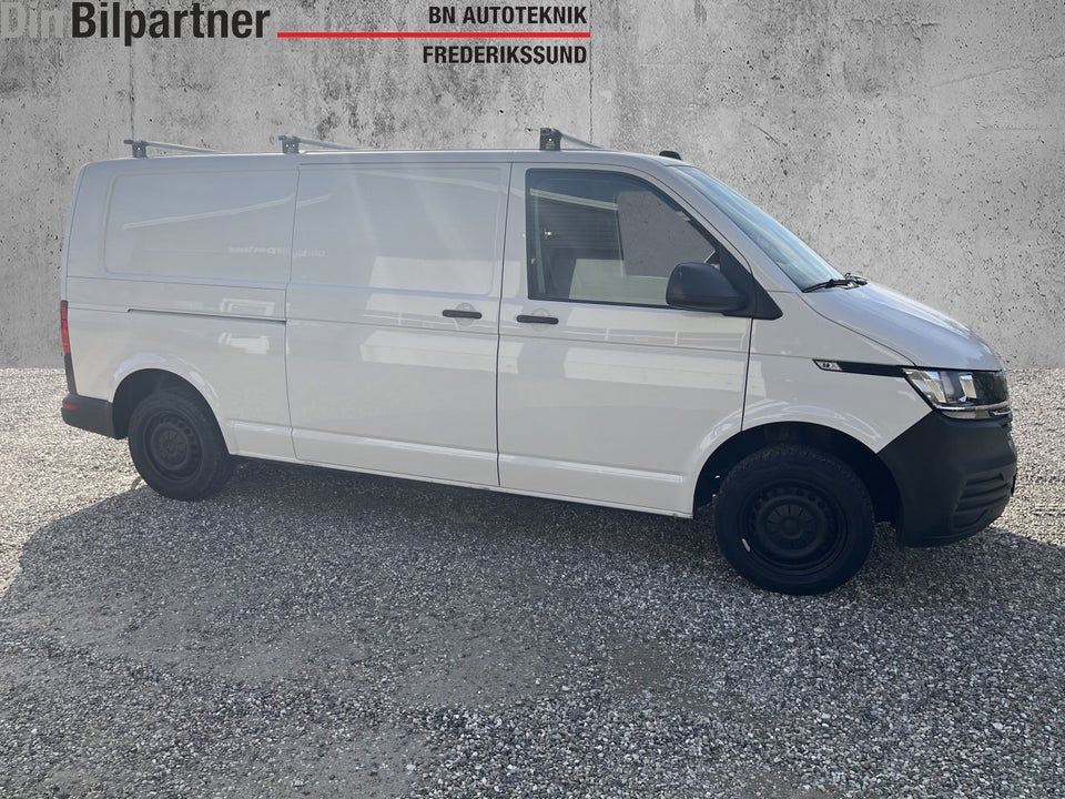 VW Transporter 2,0 TDi 150 Kassevogn lang