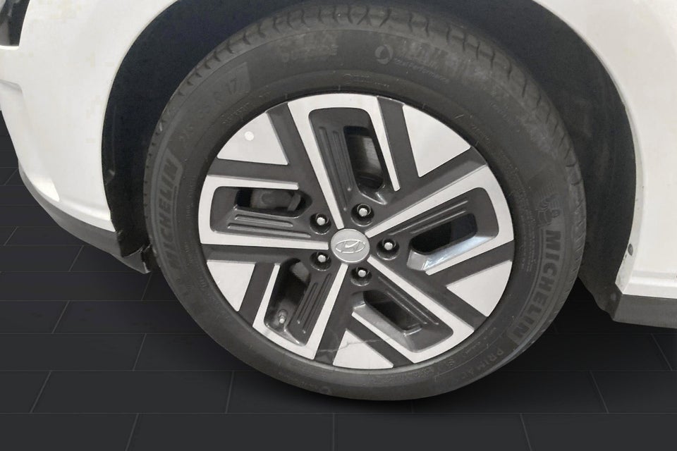 Hyundai Kona 64 EV Advanced 5d