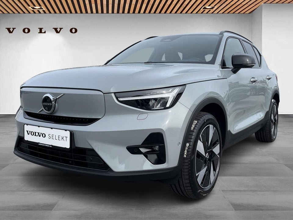 Volvo EX40 Extended Range Plus 5d