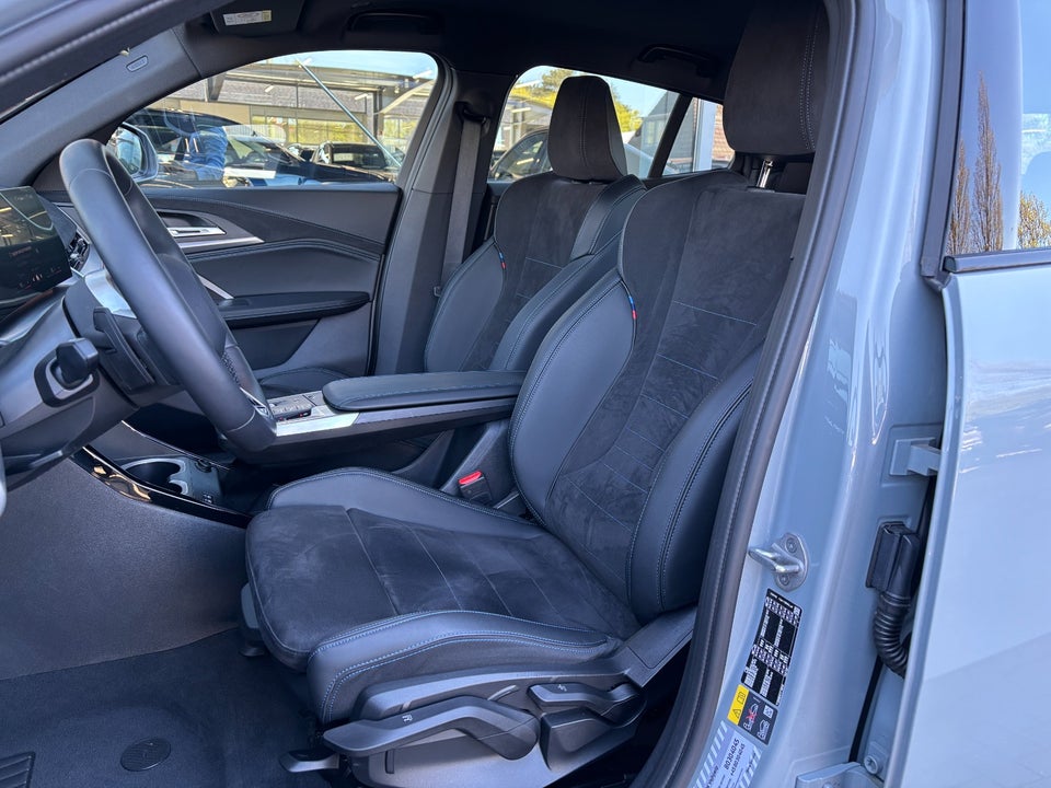 BMW iX2 eDrive20 M-Sport Premium 5d