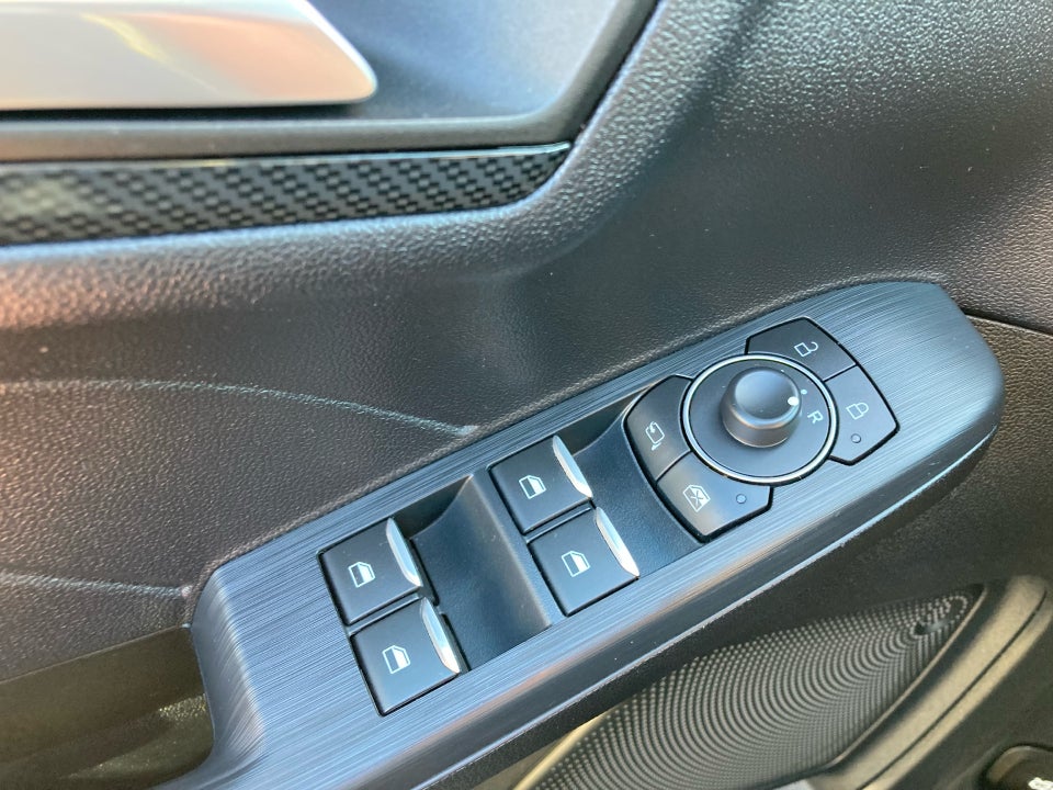 Ford Kuga 2,5 PHEV ST-Line X CVT 5d