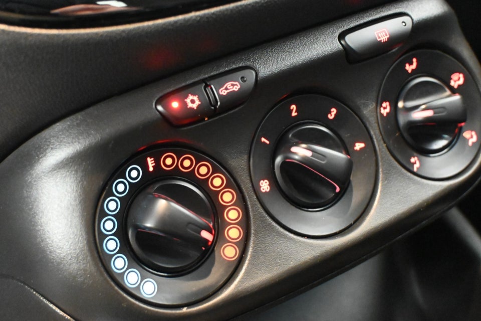 Opel Corsa 1,4 16V Excite 5d