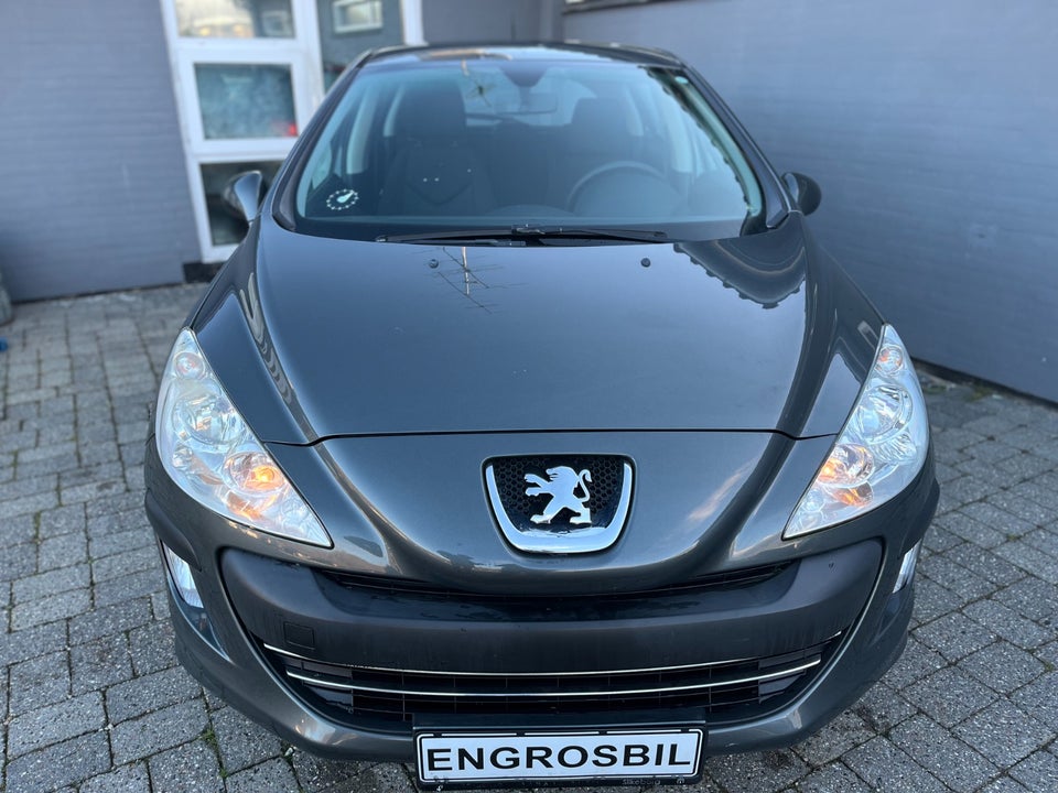 Peugeot 308 1,6 HDi 90 Comfort S 5d