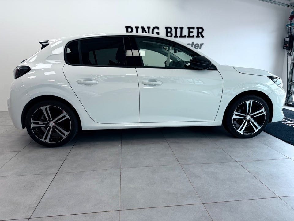 Peugeot 208 1,2 PureTech 100 Allure 5d