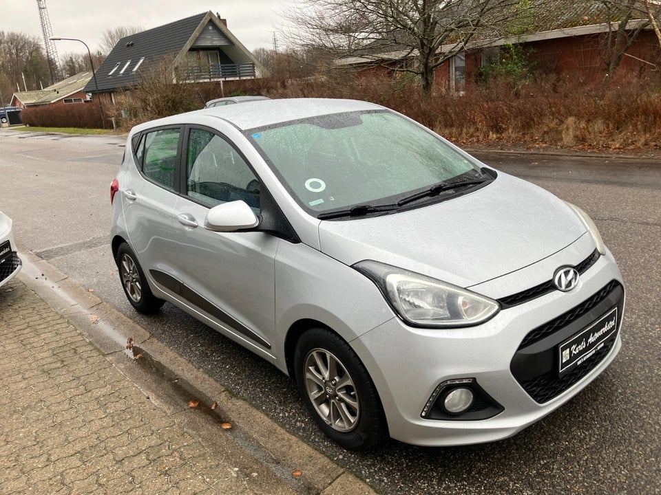 Hyundai i10 1,25 Style 5d
