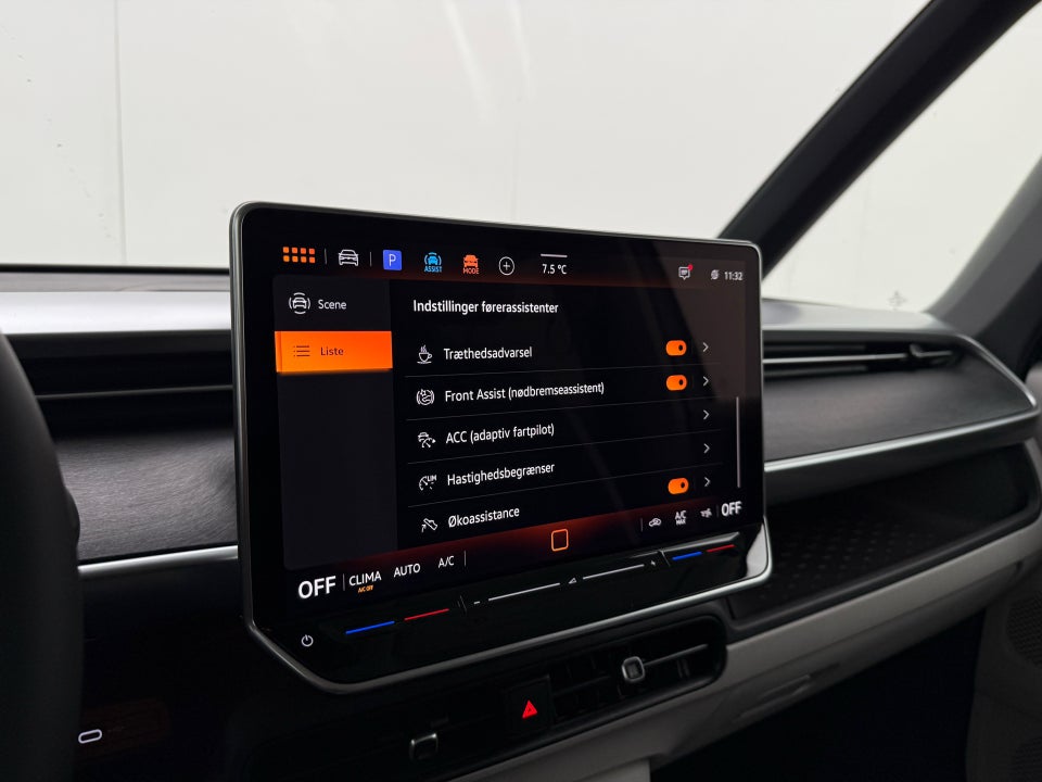 VW ID.Buzz 79 Pro SWB 5d