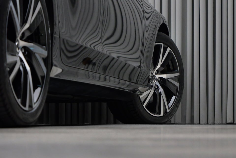 Volvo V90 2,0 T6 ReCharge R-Design aut. AWD 5d