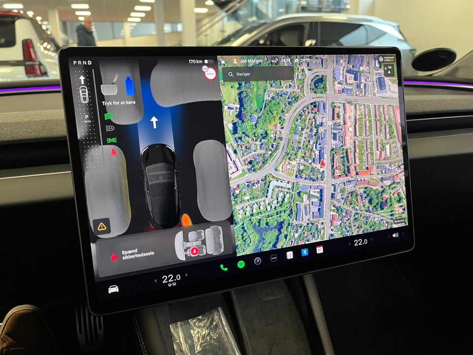 Tesla Model 3 RWD 4d