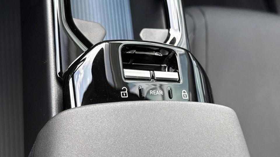 Volvo EX30 Extended Range Ultra 5d