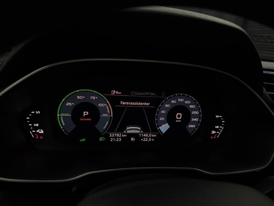 Audi Q3 45 TFSi e Attitude plus Sportback S-tr. 5d