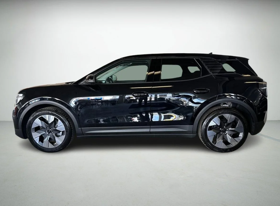 Ford Explorer 79 Premium Extended Range 5d