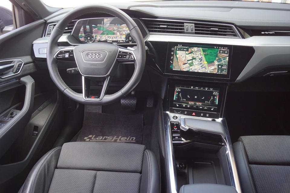 Audi e-tron 55 S-line quattro 5d