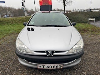 Peugeot 206 1,4 XR 5d