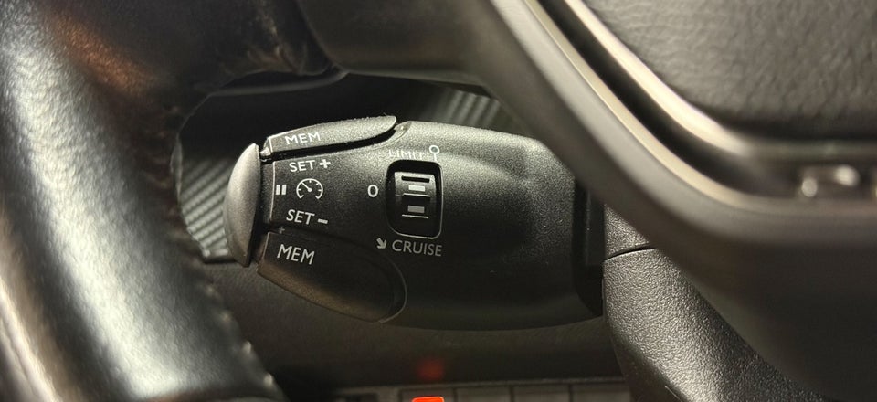 Peugeot 208 1,5 BlueHDi 100 Allure 5d