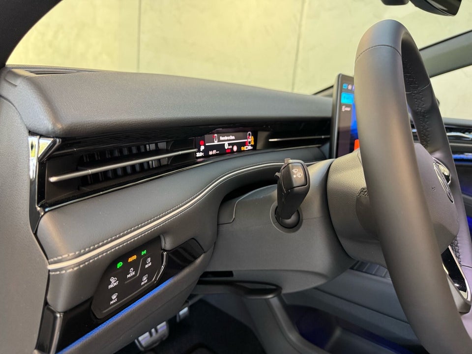 VW ID.7 86 Pro S Tourer 5d
