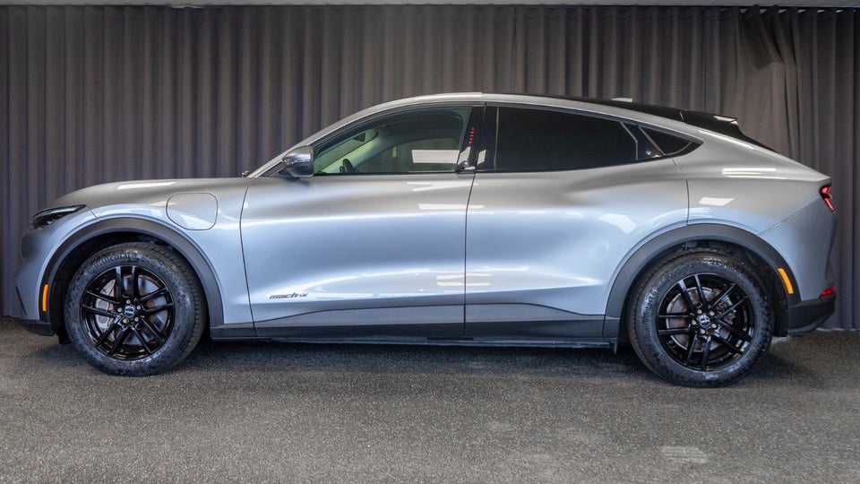 Ford Mustang Mach-E 75 Standard Range 5d