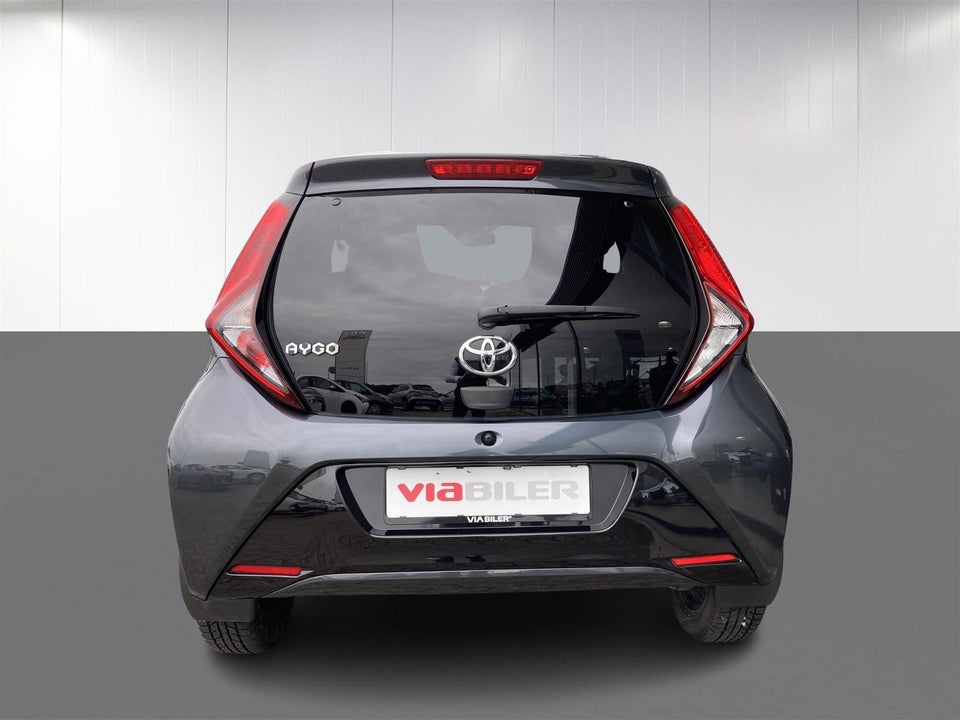 Toyota Aygo 1,0 VVT-i x-pression 5d