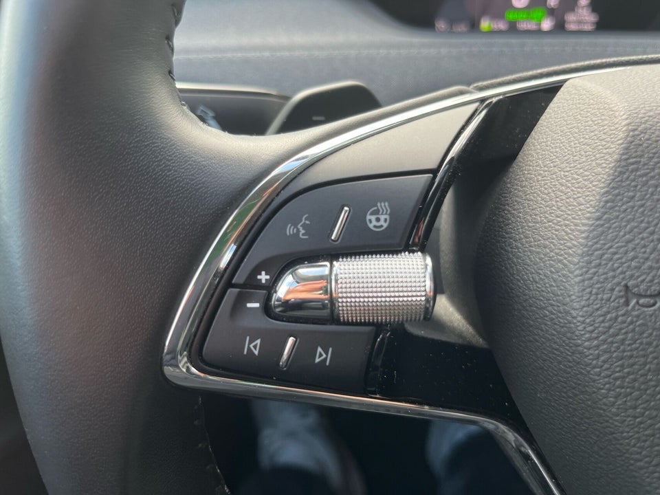 Skoda Enyaq 60 iV Loft 5d