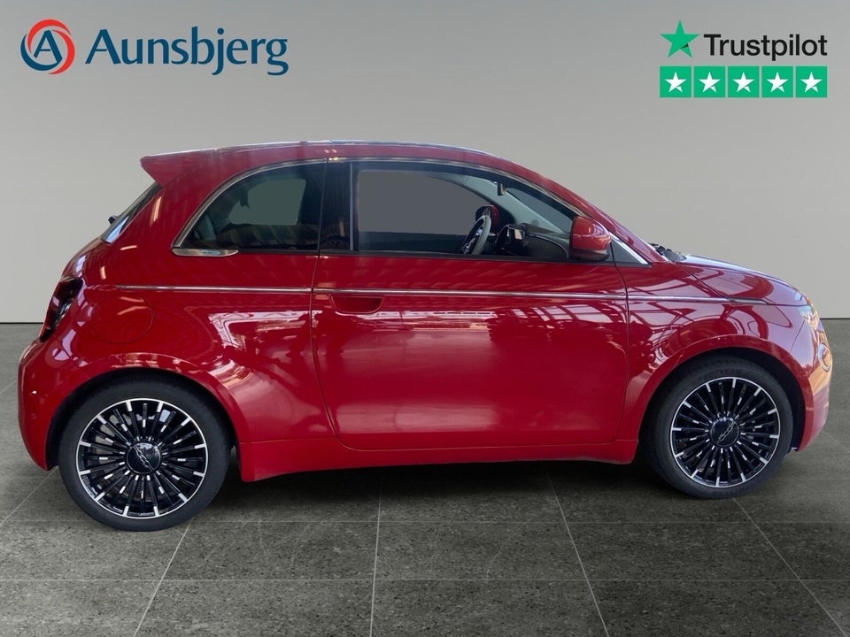 Fiat 500e 42 la Prima by Bocelli 3d